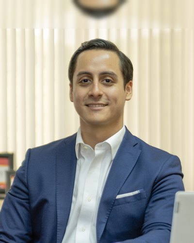 Alejandro Varas